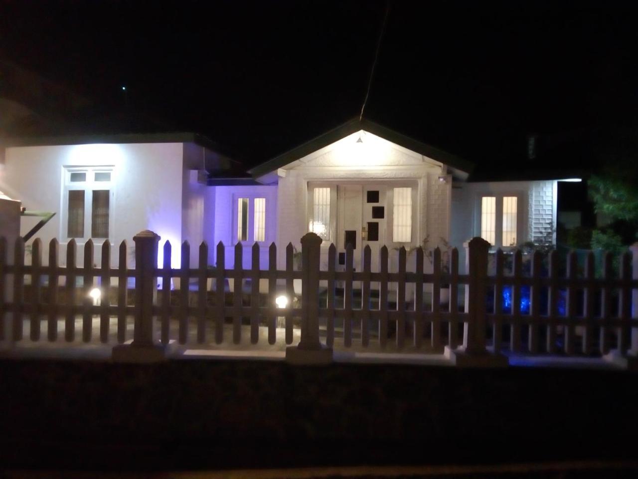 Zion White House Hotel Nuwara Eliya Bagian luar foto