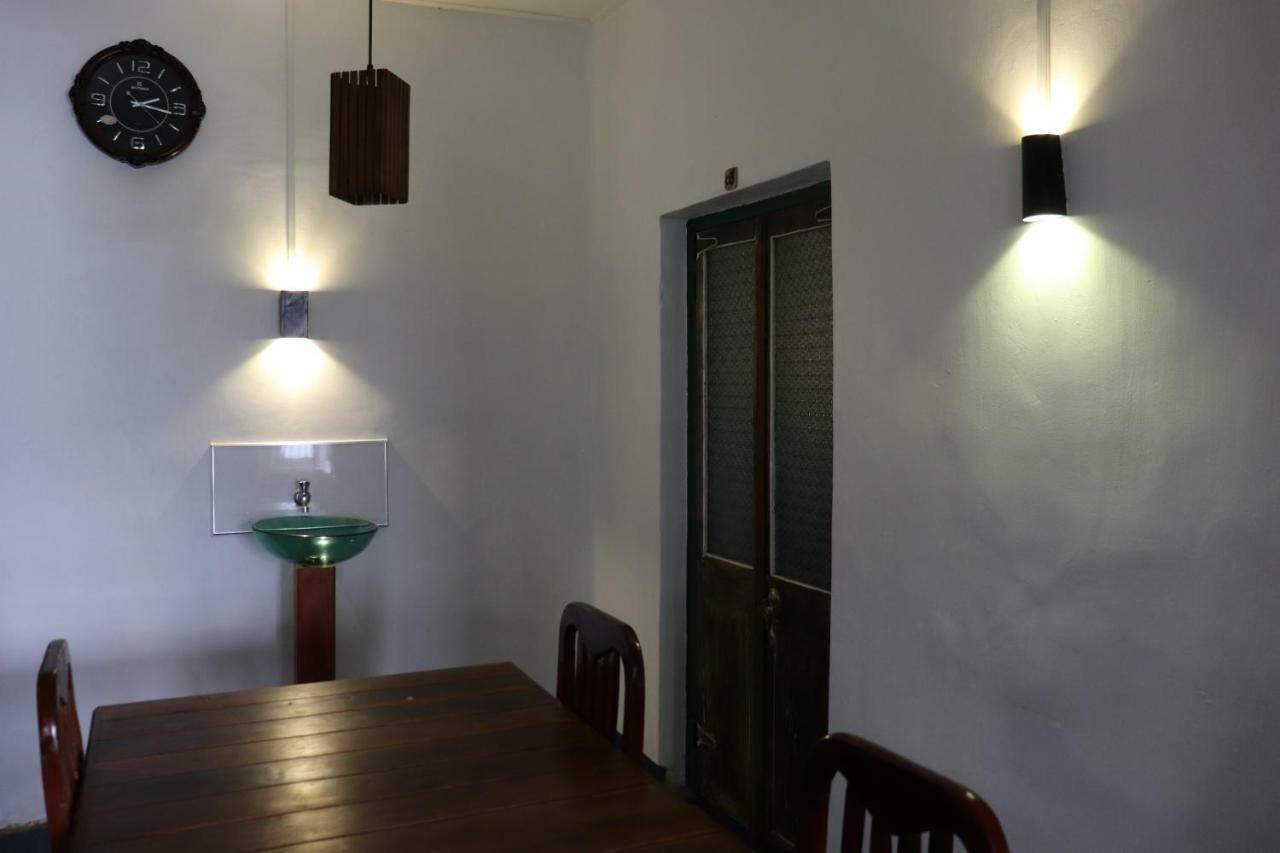 Zion White House Hotel Nuwara Eliya Bagian luar foto